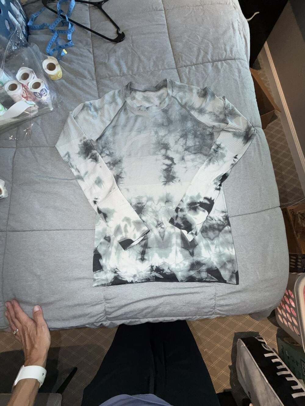 Lululemon Swiftly Tech Long Sleeve 2.0 Shibori Tie Dye Gray Black Size 6